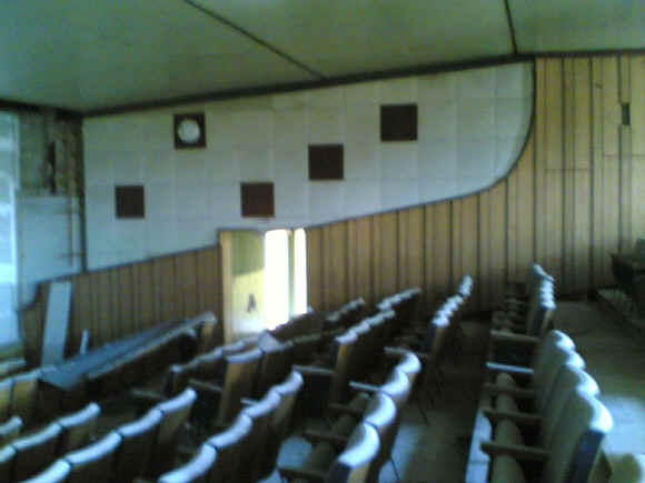 cinema corso1.jpg (74370 byte)