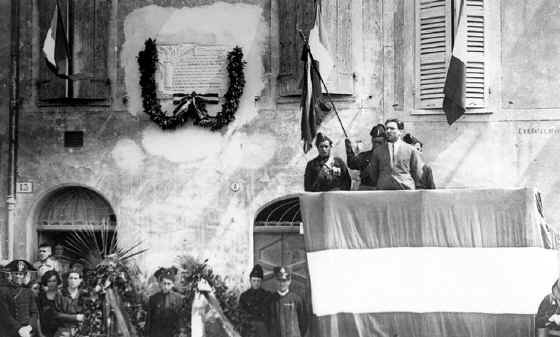 fascismo lapide balestrazzi.jpg (86826 byte)